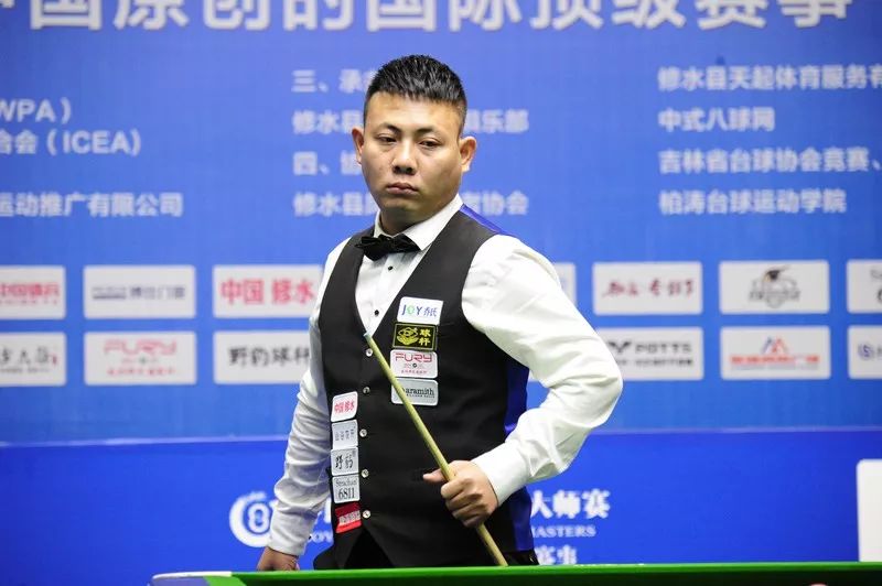 的中场组织 的中场组织